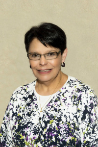 Photo of Lynn Marra