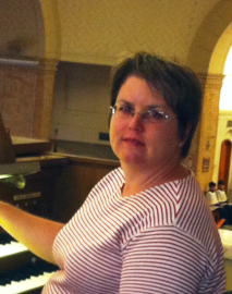 Photo of Beth Hebert