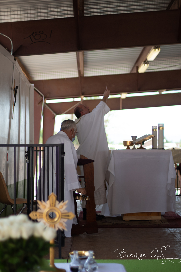 Our Lady of Guadalupe in Albuquerque • Nuestra Señora de Guadalupe en
