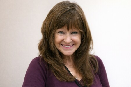 Photo of Lisa Van Mater